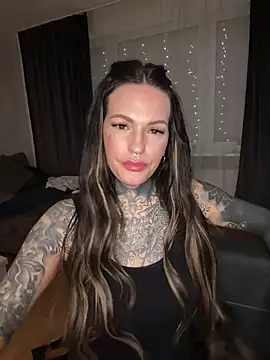 AileenInkOfficial online show from February 18, 7:09 pm