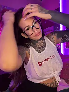 AileenInkOfficial online show from March 4, 6:07 pm