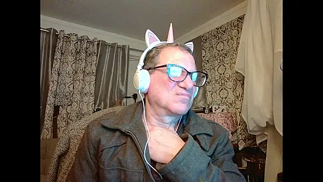 coryassman online show from February 10, 10:53 am