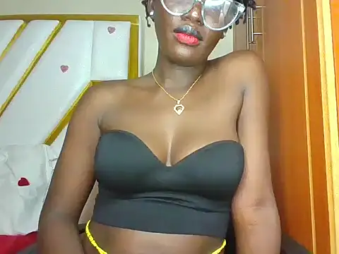 cutesmiling online show from January 14, 6:13 am