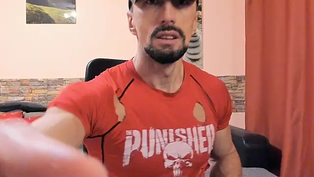 HotHunkTrainer online show from February 10, 8:51 am