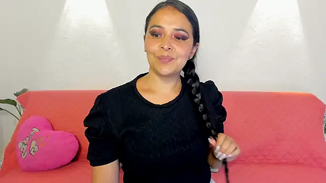 Snapshot of jessamond chatting on October 11, 11:14 pm jessamond online show from October 11, 11:14 pm