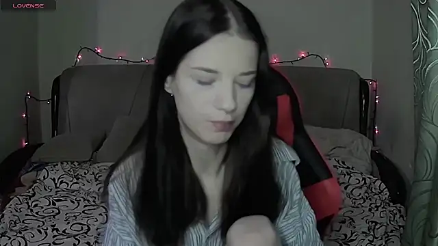 Snapshot of Miya_Dream_UKR chatting on November 28, 1:58 pm Miya Dream UKR online show from November 28, 1:58 pm