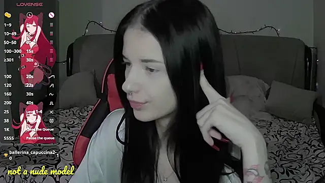 Snapshot of Miya_Dream_UKR chatting on December 2, 3:29 pm Miya Dream UKR online show from December 2, 3:29 pm