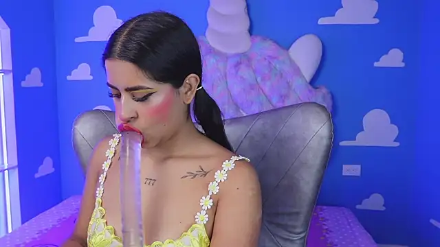 Snapshot of miss_romyna chatting on September 25, 11:03 am miss romyna online show from September 25, 11:03 am