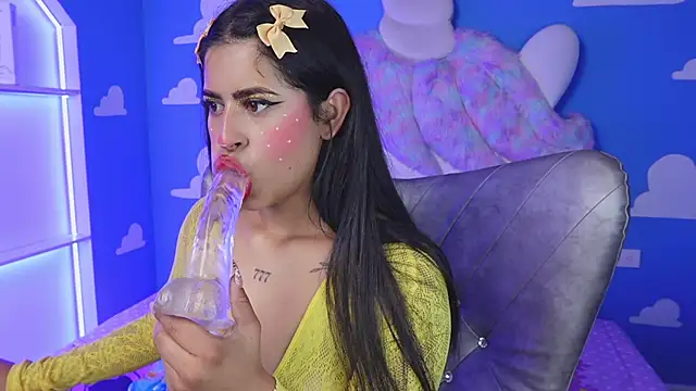 Snapshot of miss_romyna chatting on September 26, 11:03 am miss romyna online show from September 26, 11:03 am