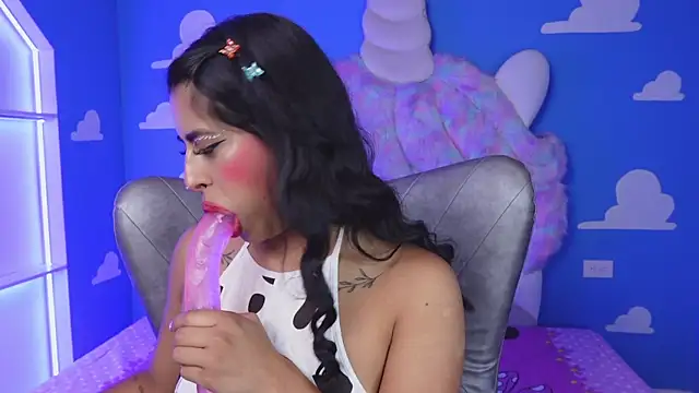 Snapshot of miss_romyna chatting on September 29, 11:04 am miss romyna online show from September 29, 11:04 am