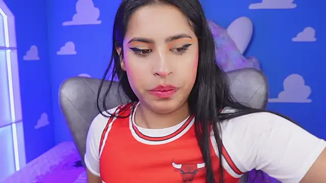 Snapshot of miss_romyna chatting on September 30, 11:04 am miss romyna online show from September 30, 11:04 am