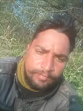 Snapshot of lovesuna chatting on February 18, 2:49 am lovesuna online show from February 18, 2:49 am