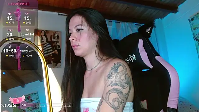 Snapshot of sexy_valentina1 chatting on April 6, 2:09 am sexy valentina1 online show from April 6, 2:09 am