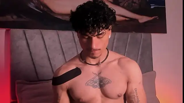 Thomas Fit1 online show from November 28, 2:14 am