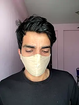 Snapshot of Telugukannadaboy69 chatting on December 5, 5:04 am Telugukannadaboy69 online show from December 5, 5:04 am