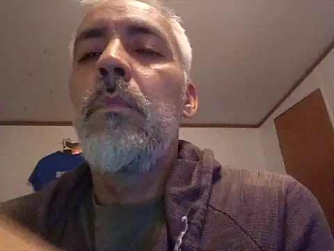 Xoc8  online show from February 16, 7:49 pm