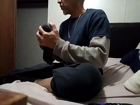 Snapshot of Xoc8_ chatting on November 3, 7:31 am Xoc8 online show from November 3, 7:31 am