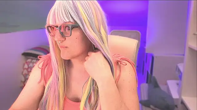 TransCayenne online show from February 4, 3:51 pm