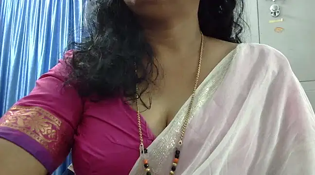 Snapshot of Vijji-telugu chatting on December 23, 4:55 am Vijji-telugu online show from December 23, 4:55 am