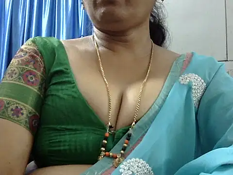 Snapshot of Vijji-telugu chatting on September 18, 8:38 am Vijji-telugu online show from September 18, 8:38 am