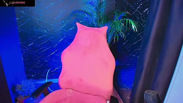 Palo santo online show from February 12, 6:47 pm