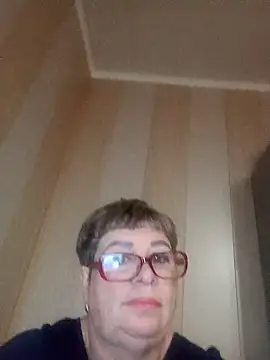 Lee Nell online show from December 18, 2:10 am