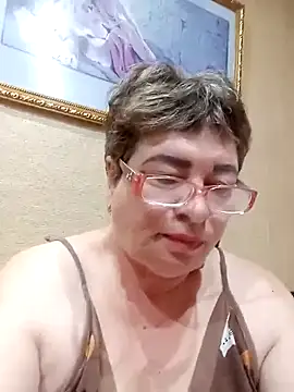 Lee Nell online show from February 16, 11:48 pm