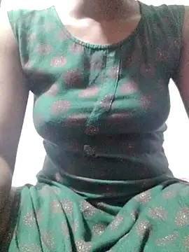 rituporna2004 online show from January 22, 3:52 am