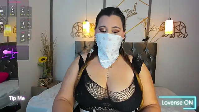 SalmaZaman online show from October 12, 9:14 pm