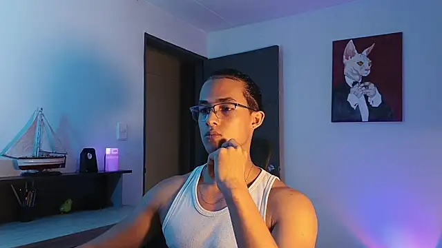 Snapshot of alejo_x3 chatting on November 28, 11:40 pm alejo x3 online show from November 28, 11:40 pm