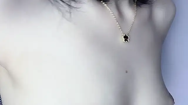 Snapshot of Baenee chatting on December 22, 4:15 pm Baenee online show from December 22, 4:15 pm