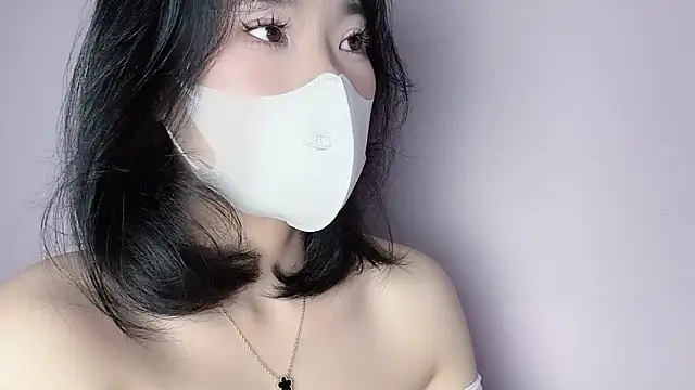 Snapshot of Baenee chatting on January 5, 5:27 pm Baenee online show from January 5, 5:27 pm