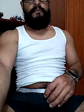 HombreS3n online show from February 5, 1:15 am