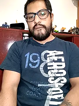 HombreS3n online show from March 11, 2:43 am