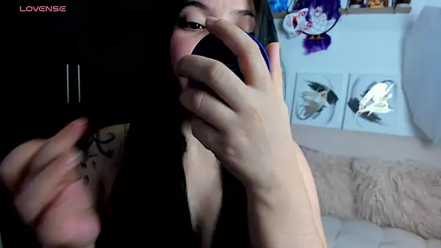 AilynRed online show from December 14, 11:53 pm