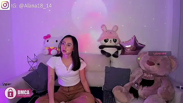 Alana Pherson online show from September 28, 1:33 am