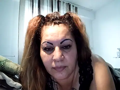 Valim7979 online show from February 8, 2:05 pm