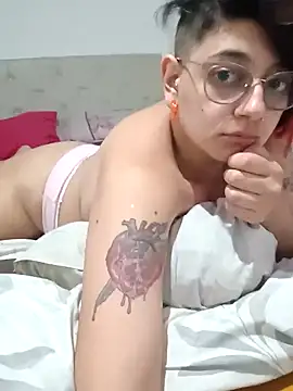 ConeNella online show from January 2, 11:27 pm