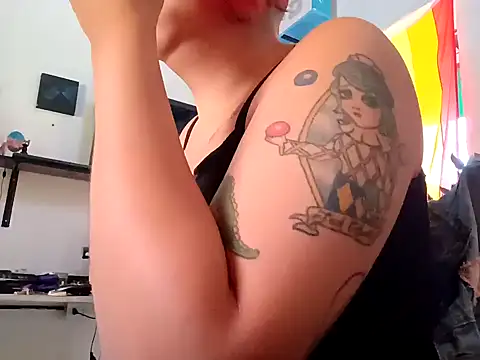 ConeNella online show from January 3, 2:08 pm