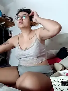 ConeNella online show from March 12, 3:18 pm