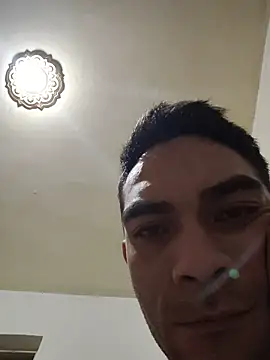 sexyboycolombi4 online show from October 17, 11:51 pm