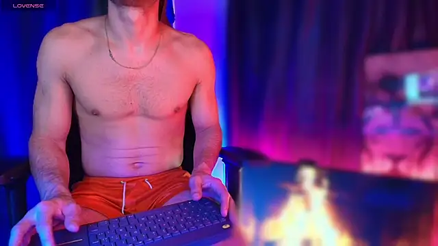 sexyboycolombi4 online show from October 19, 11:16 pm