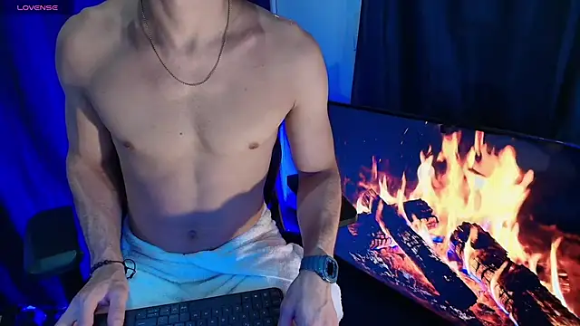 sexyboycolombi4 online show from April 7, 4:02 am