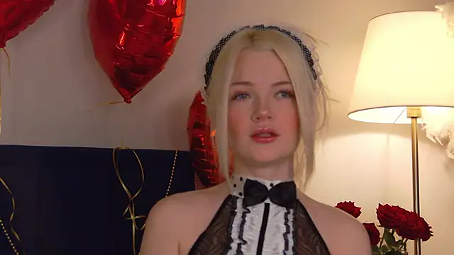 Snapshot of MilaDemies chatting on January 5, 3:32 am MilaDemies online show from January 5, 3:32 am