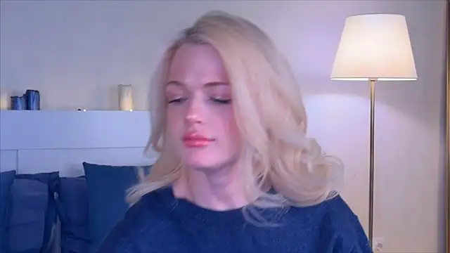 Snapshot of MilaDemies chatting on February 26, 3:38 am MilaDemies online show from February 26, 3:38 am