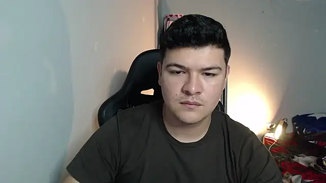 Plug Control online show from February 16, 8:49 pm