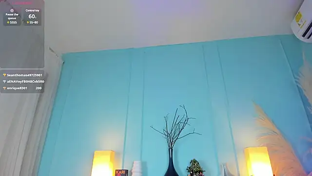 Snapshot of Courtney_gonet chatting on January 6, 9:30 am Courtney gonet online show from January 6, 9:30 am