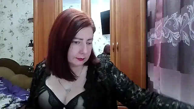 Snapshot of SophieNightAh chatting on February 16, 12:23 pm SophieNightAh online show from February 16, 12:23 pm