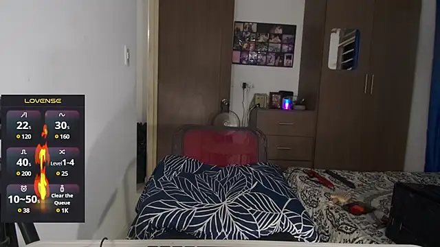 Snapshot of MissIvanna chatting on January 30, 5:41 am MissIvanna online show from January 30, 5:41 am