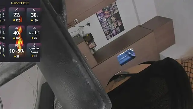 Snapshot of MissIvanna chatting on March 2, 10:59 pm MissIvanna online show from March 2, 10:59 pm