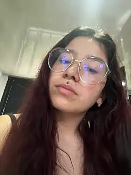 Amy joones online show from May 18, 4:13 pm