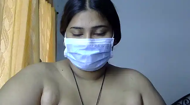 cutelady65 online show from February 21, 6:18 am