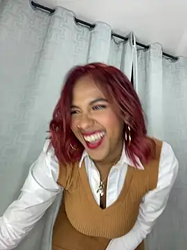 Snapshot of Mery_sex chatting on January 1, 5:43 am Mery sex online show from January 1, 5:43 am